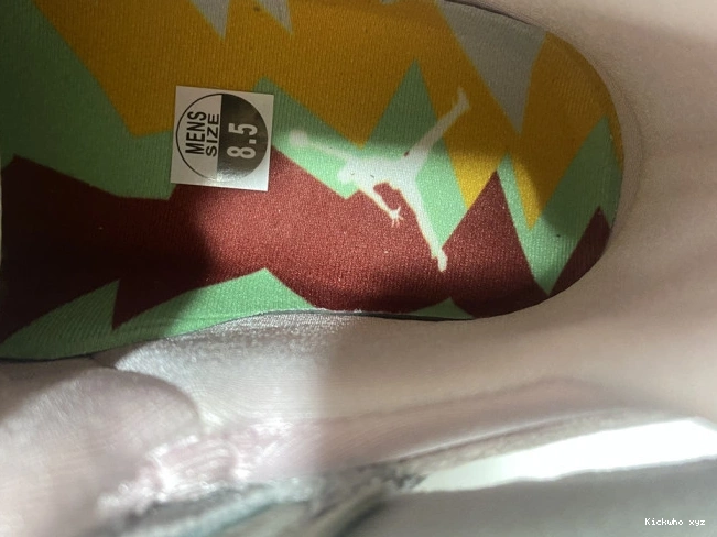 Jordan 7 CT8528-002 Retro Air Neutral Grey 0819